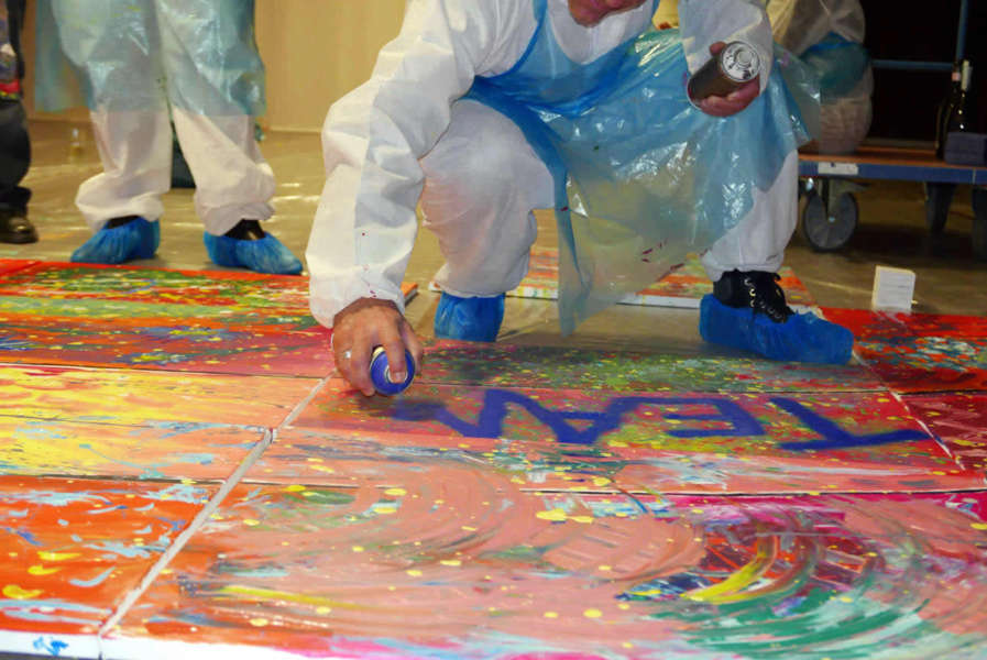 FIRMEN MALEN - Action Painting